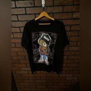 XL Hustle Bear T-Shirt.